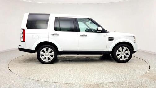 2016 Land Rover LR4 Base
