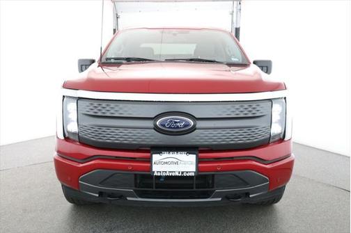 2023 Ford F-150 Lightning XLT