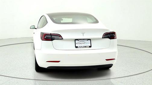 Pearl White Multi-Coat 2021 Tesla Model 3 Standard Range Plus