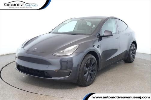 2024 Tesla Model Y Long Range Dual Motor All-Wheel Drive
