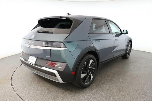 2025 Hyundai IONIQ 5 SE