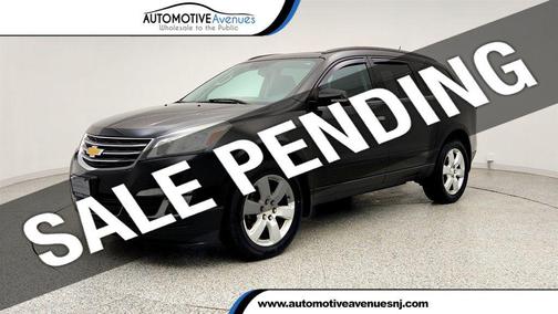 Mosaic Black Metallic 2017 Chevrolet Traverse 1LT