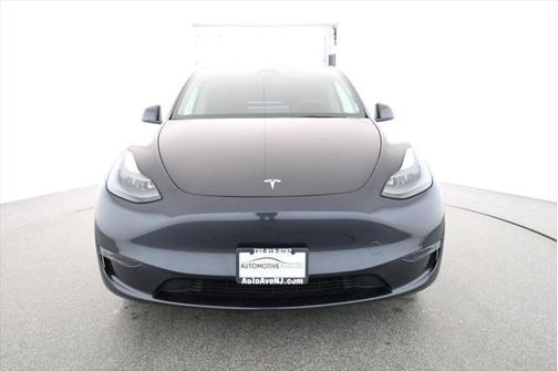 2024 Tesla Model Y Long Range Dual Motor All-Wheel Drive