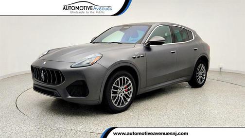 Grigio Lava Opaco Matte 2023 Maserati Grecale GT