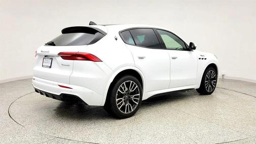 Bianco 2023 Maserati Grecale Modena AWD