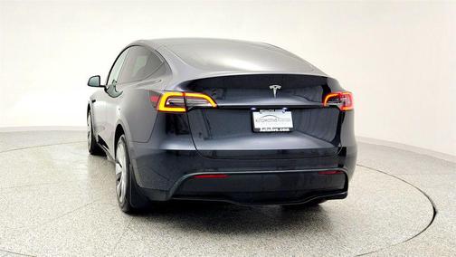 2024 Tesla Model Y RWD