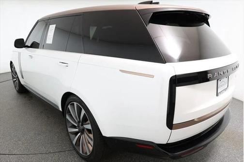 2023 Land Rover Range Rover SV