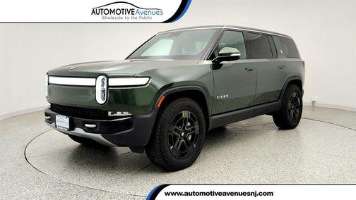 Forest Green 2024 Rivian R1S Adventure Dual-Motor Large Pack w/ All Terrain Upgrade