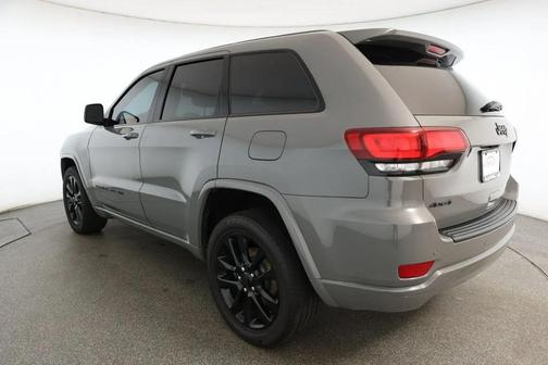 2022 Jeep Grand Cherokee Altitude