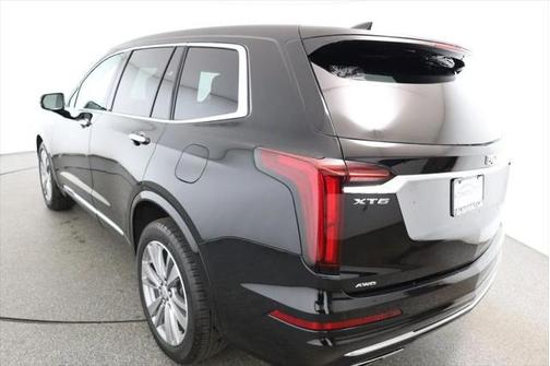 2023 Cadillac XT6 Premium Luxury AWD