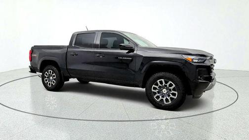 Black 2026 Chevrolet Colorado Z71
