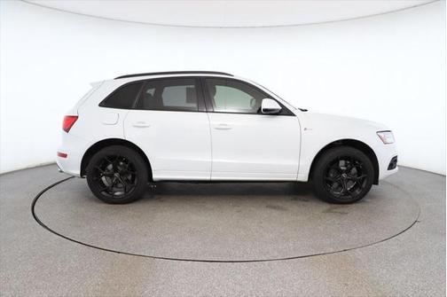 2016 Audi SQ5 3.0T Premium Plus
