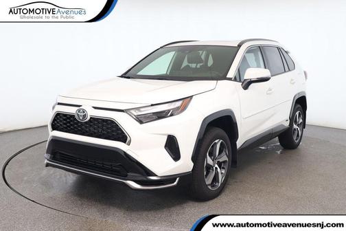 2025 Toyota RAV4 Hybrid SE