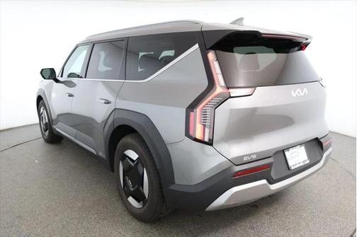 2024 Kia EV9 Wind