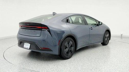 2025 Toyota Prius LE