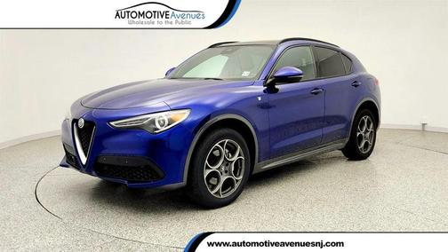 Anodized Blue Metallic 2022 Alfa Romeo Stelvio Ti