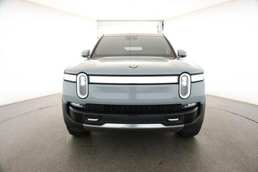 2024 Rivian R1S Adventure Quad Motor Large Pack