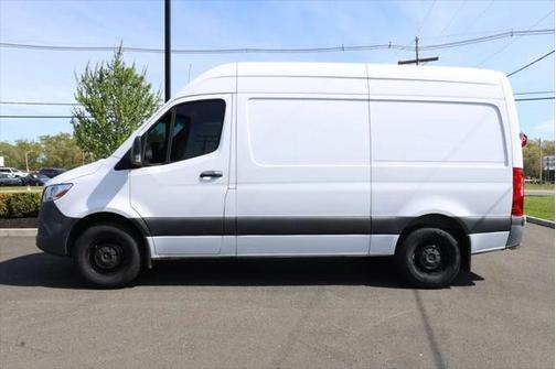 2022 Mercedes-Benz Sprinter 1500 Standard Roof I4