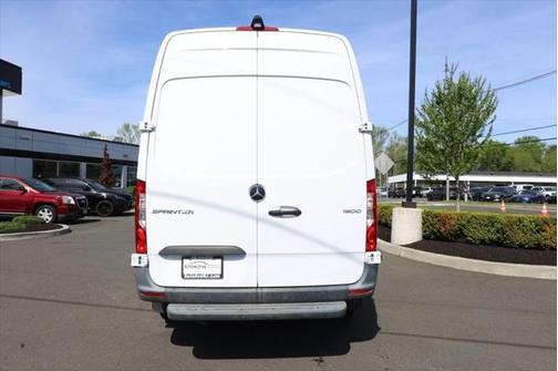 2022 Mercedes-Benz Sprinter 1500 Standard Roof I4
