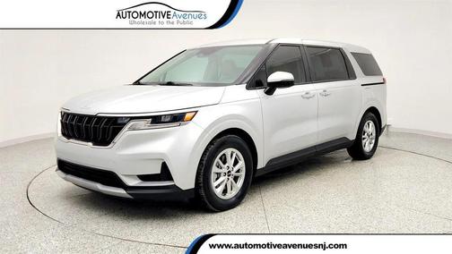 2023 Kia Carnival LX