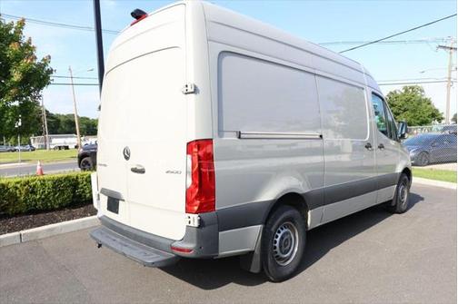 2021 Mercedes-Benz Sprinter 2500 Standard Roof