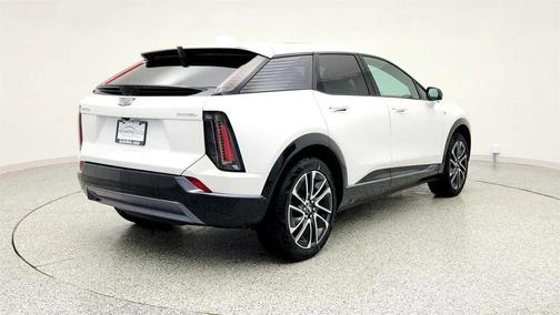 2025 Cadillac OPTIQ Sport 2 AWD