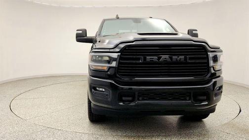 Diamond Black Crystal Pearlcoat 2023 RAM 2500 Laramie Crew Cab 4x4 6'4' Box