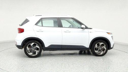2021 Hyundai VENUE SEL