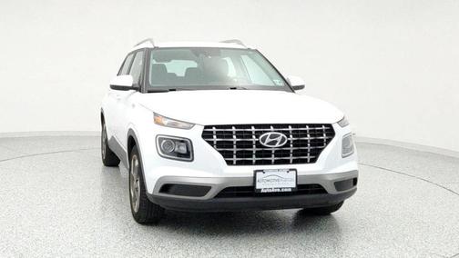 2021 Hyundai VENUE SEL