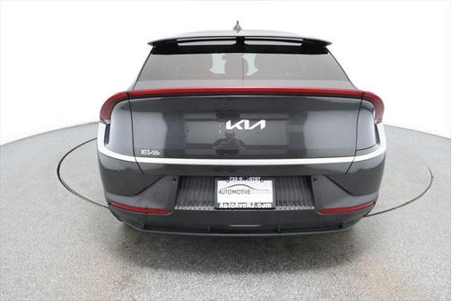 2022 Kia EV6 Light
