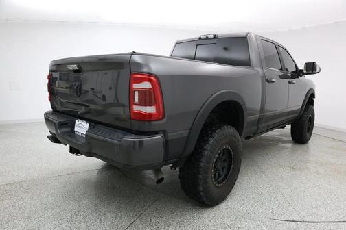 2019 RAM 2500 Limited Crew Cab 4x4 6'4' Box