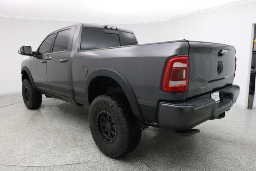 2019 RAM 2500 Limited Crew Cab 4x4 6'4' Box