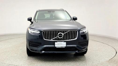 2021 Volvo XC90 T6 Momentum