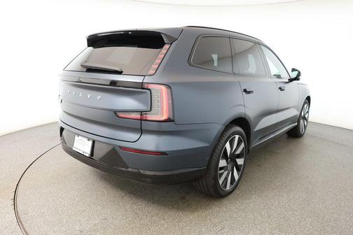 2025 Volvo EX90 Twin Motor Performance Ultra