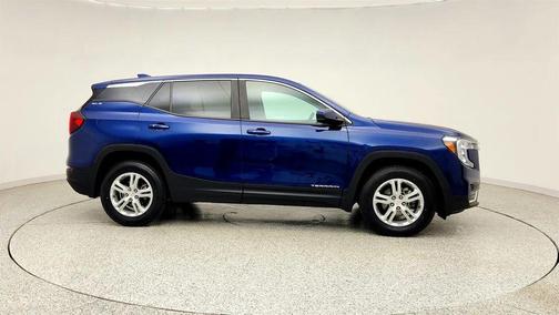 Marine Metallic 2022 GMC Terrain SLE