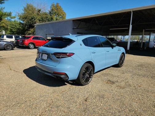 2022 Maserati Levante Modena S