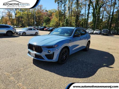 2022 Maserati Levante Modena S