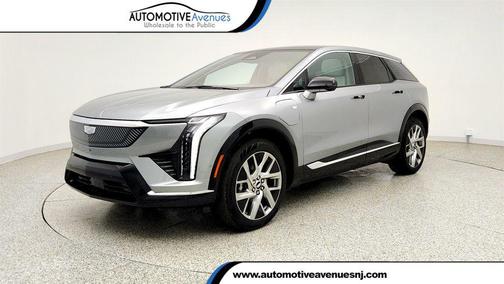 Argent Silver Metallic 2026 Cadillac OPTIQ Luxury