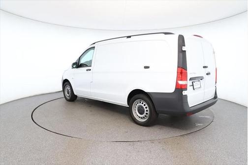 2022 Mercedes-Benz Metris Base