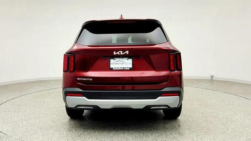 Dawning Red 2025 Kia Sorento LX