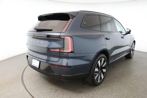 2025 Volvo EX90 Twin Motor Performance Ultra