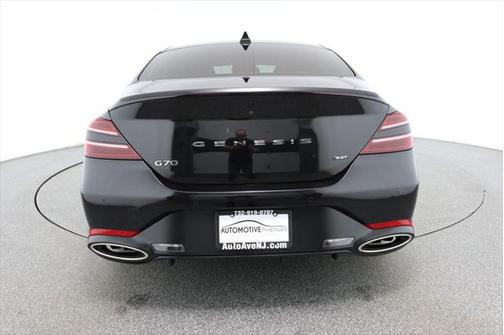 2022 Genesis G70 3.3T RWD