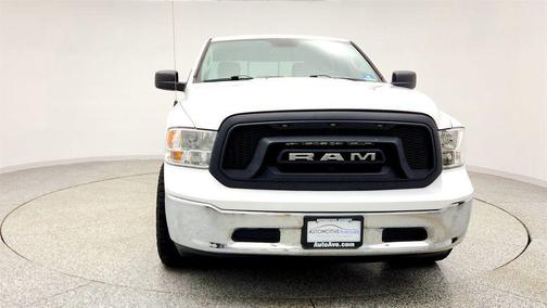 Bright White Clearcoat 2018 RAM 1500 SLT