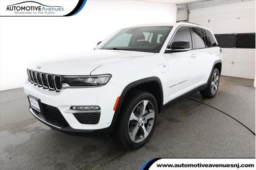 2023 Jeep Grand Cherokee 4xe Base