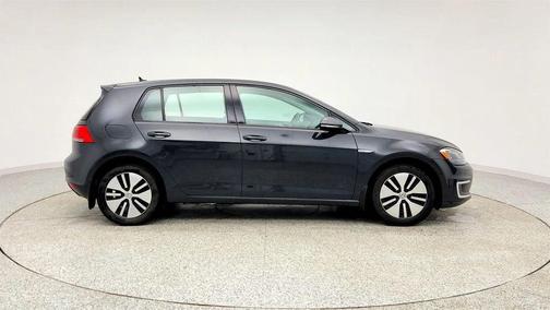2016 Volkswagen e-Golf SEL Premium