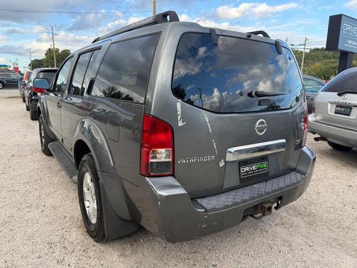 2007 Nissan Pathfinder SE