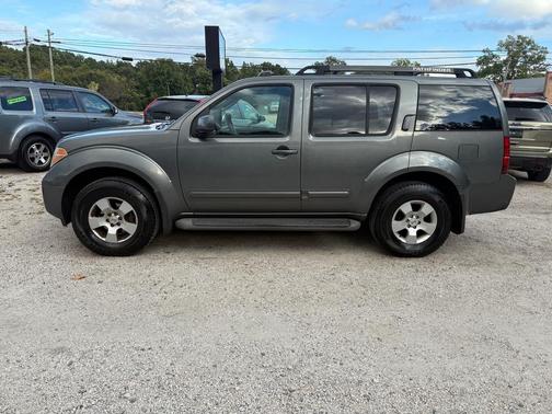 2007 Nissan Pathfinder SE
