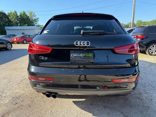Black 2017 Audi Q3 2.0T Premium