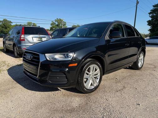 Black 2017 Audi Q3 2.0T Premium