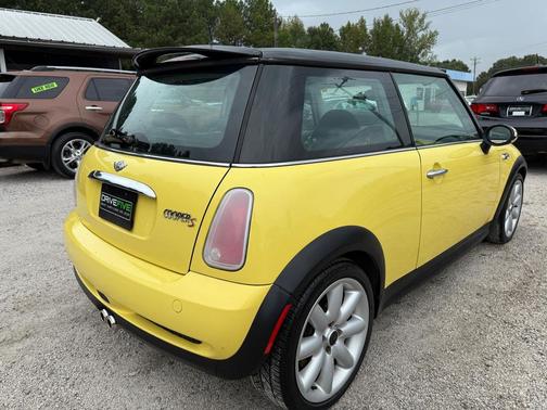 2005 MINI Cooper S Base